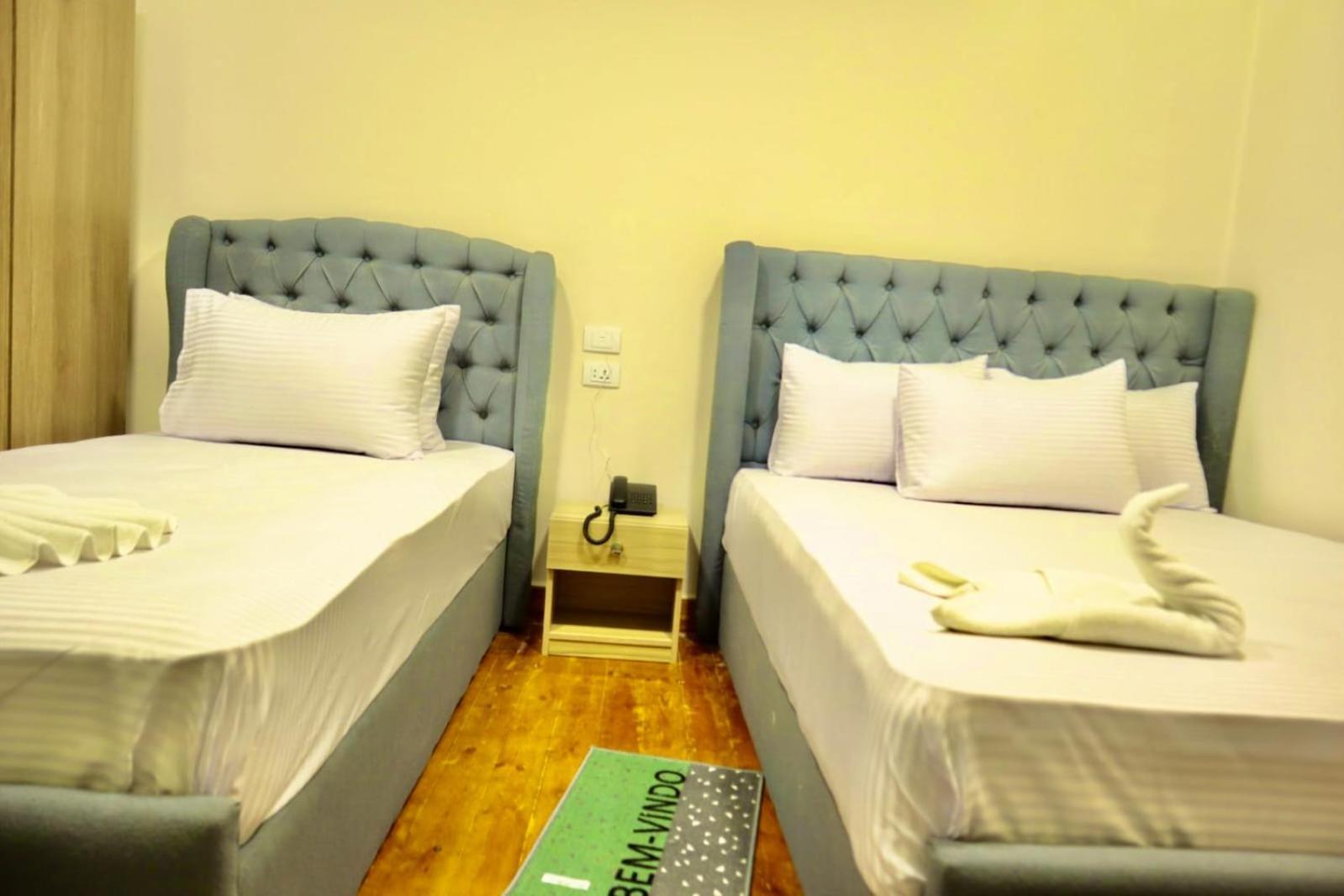 Triple Garden View Hotel カイロ エクステリア 写真