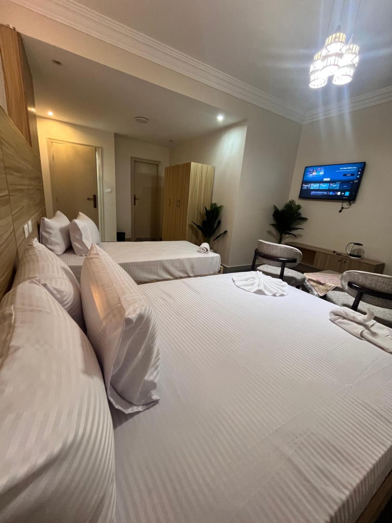 Triple Garden View Hotel カイロ エクステリア 写真